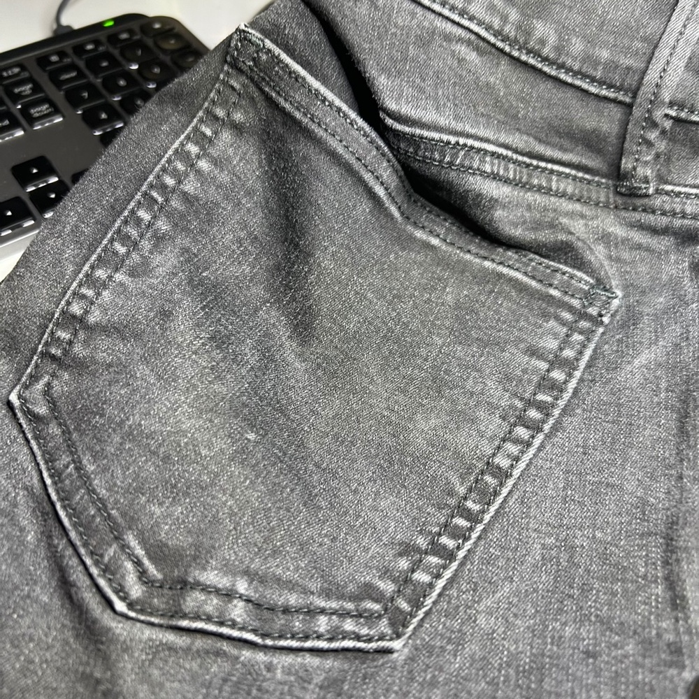 Ann Taylor The Skinny Black Stretch Denim Black Acid Wash Jeans Size 8 - Picture 9 of 12